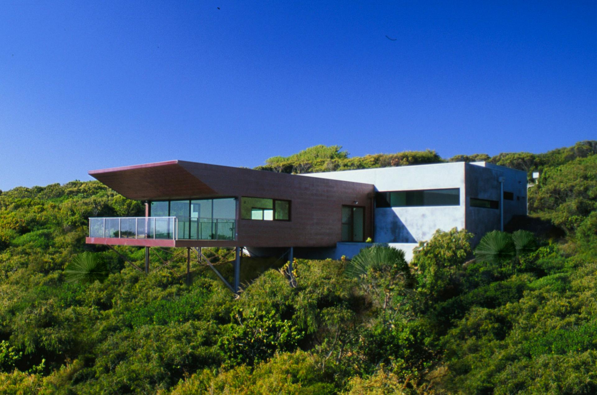 Ron Roozen's beach house, luxury accommodation Margaret River